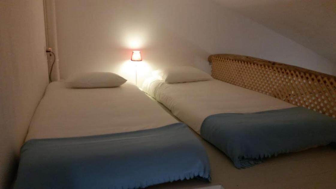 Puravida Divehouse Bed & Breakfast ซาเกรส ภายนอก รูปภาพ