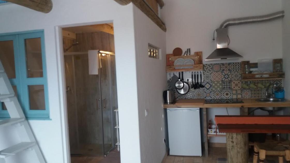 Puravida Divehouse Bed & Breakfast ซาเกรส ภายนอก รูปภาพ