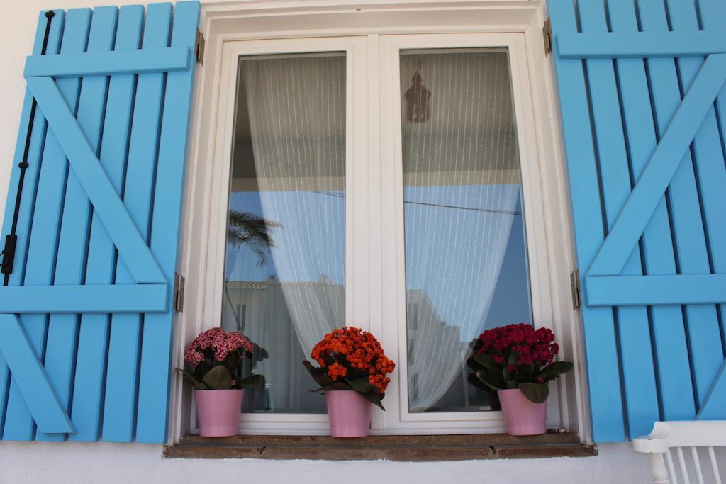 Puravida Divehouse Bed & Breakfast ซาเกรส ภายนอก รูปภาพ