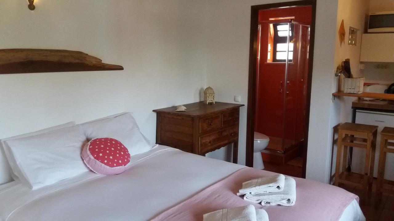 Puravida Divehouse Bed & Breakfast ซาเกรส ภายนอก รูปภาพ